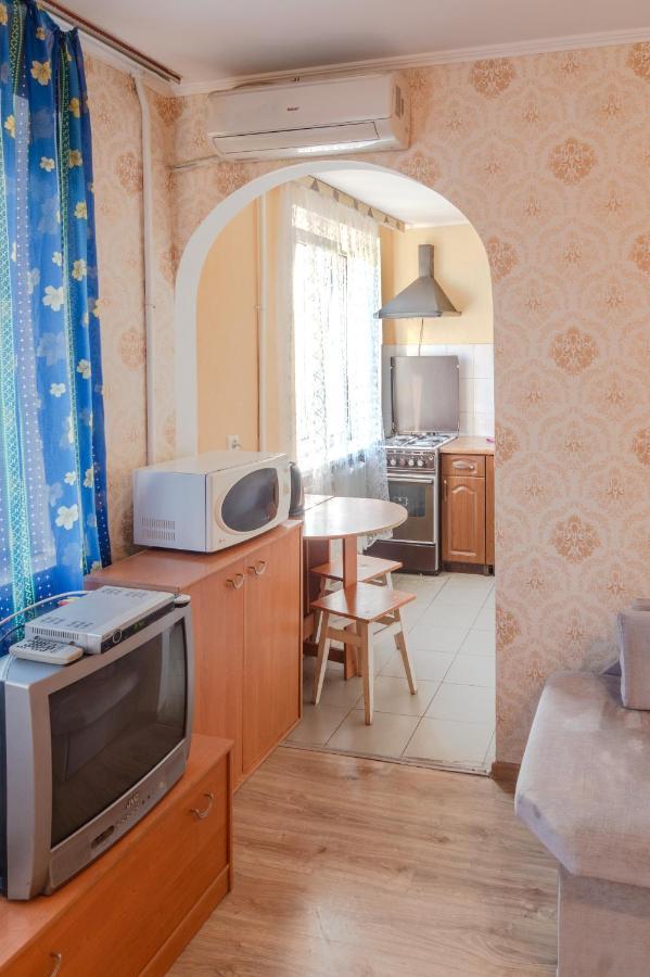 Квартира По Улице Федорова 1 Kiev Bagian luar foto