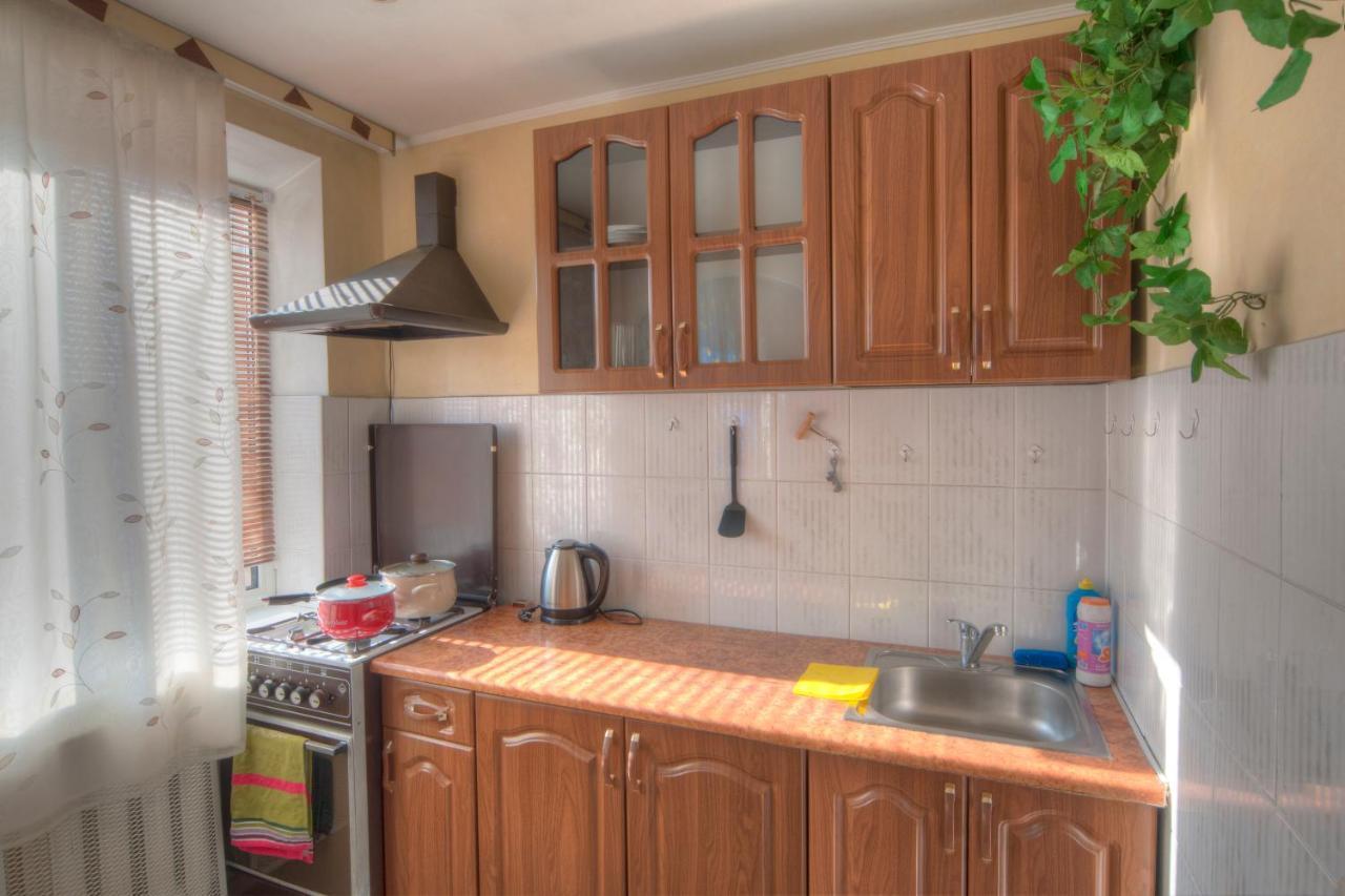 Квартира По Улице Федорова 1 Kiev Bagian luar foto